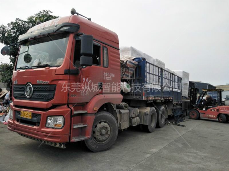 產(chǎn)品裝車